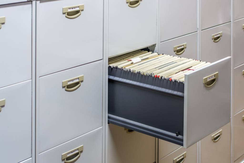 espace rangement documents entreprise société agencement stockage numérique fichiers dossiers